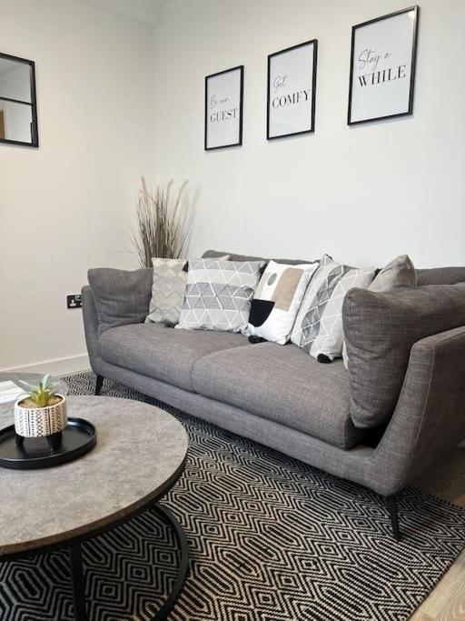 Prime Suite 2 Bedroom Apartment With Rooftop Terrace Manchester Extérieur photo