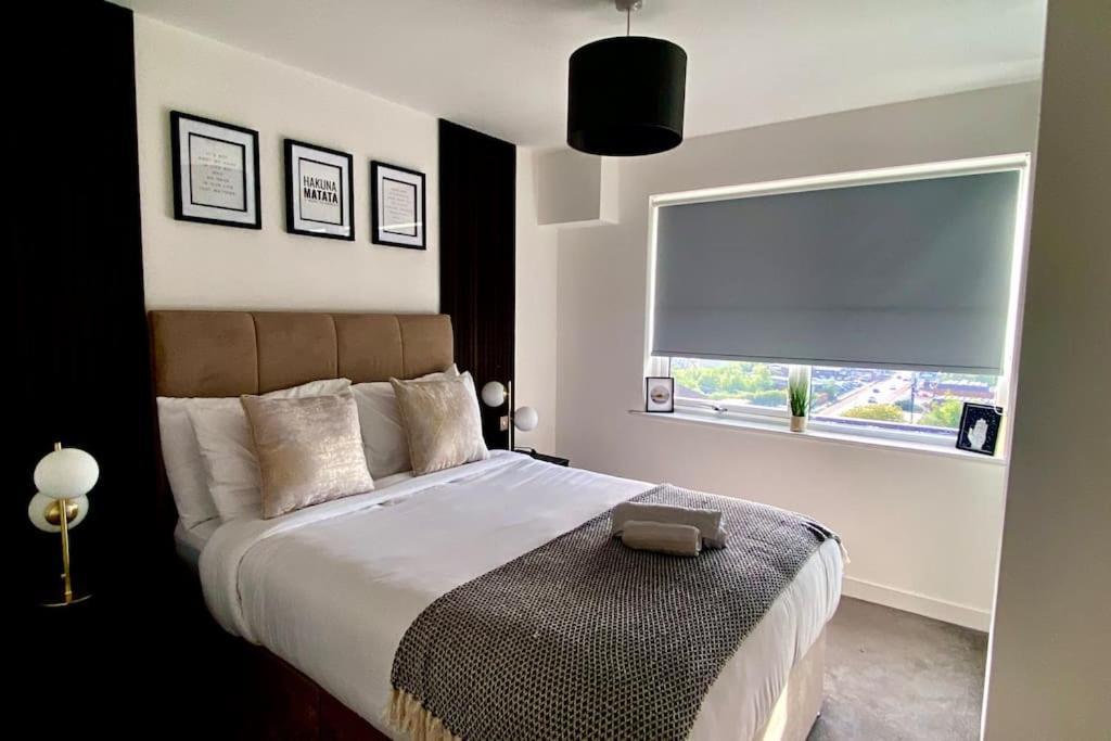 Prime Suite 2 Bedroom Apartment With Rooftop Terrace Manchester Extérieur photo